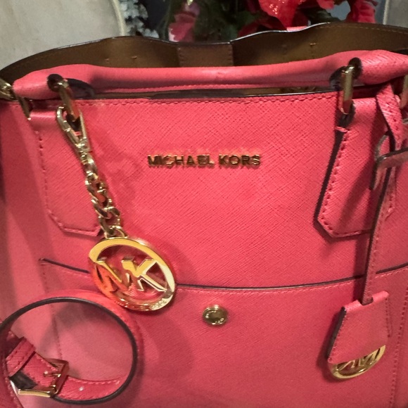 Michael Kors Coral-Pink Saffiano Satchel with MK Charm - Picture 2 of 9